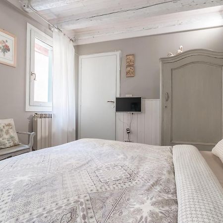 Ferienwohnung Ca Falier Piccolo - Little Sweet Studio In 10-12 Minutes From Bus&Train Station Venedig Exterior foto