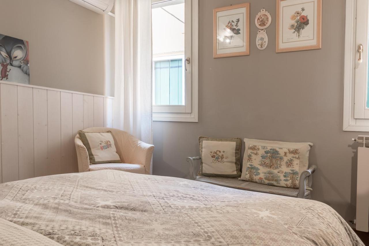 Ferienwohnung Ca Falier Piccolo - Little Sweet Studio In 10-12 Minutes From Bus&Train Station Venedig Exterior foto
